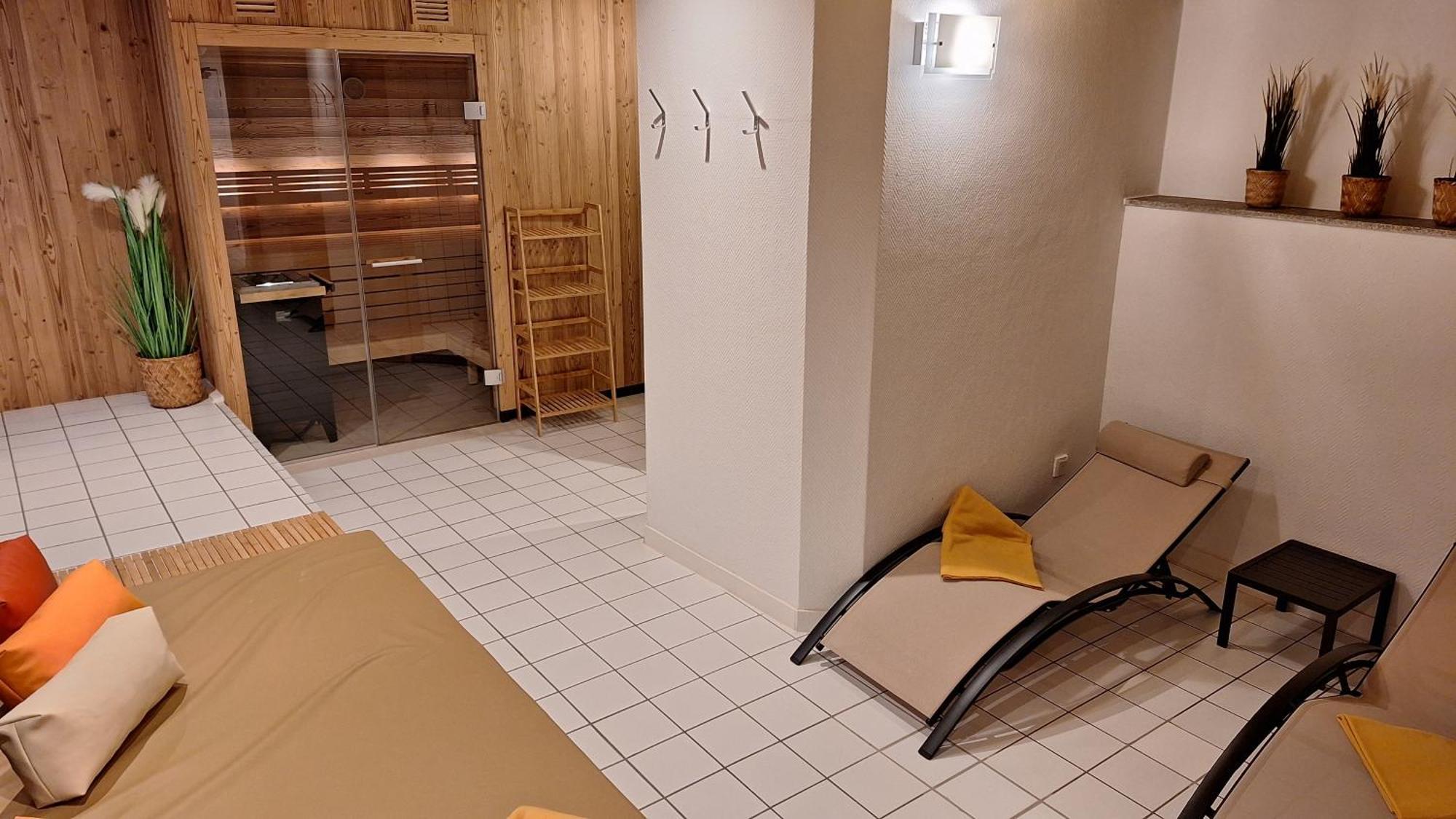 อินไวท์ โฮเทล เนือร์นแบร์ค ซิตี้ Hotel Nuremberg ภายนอก รูปภาพ